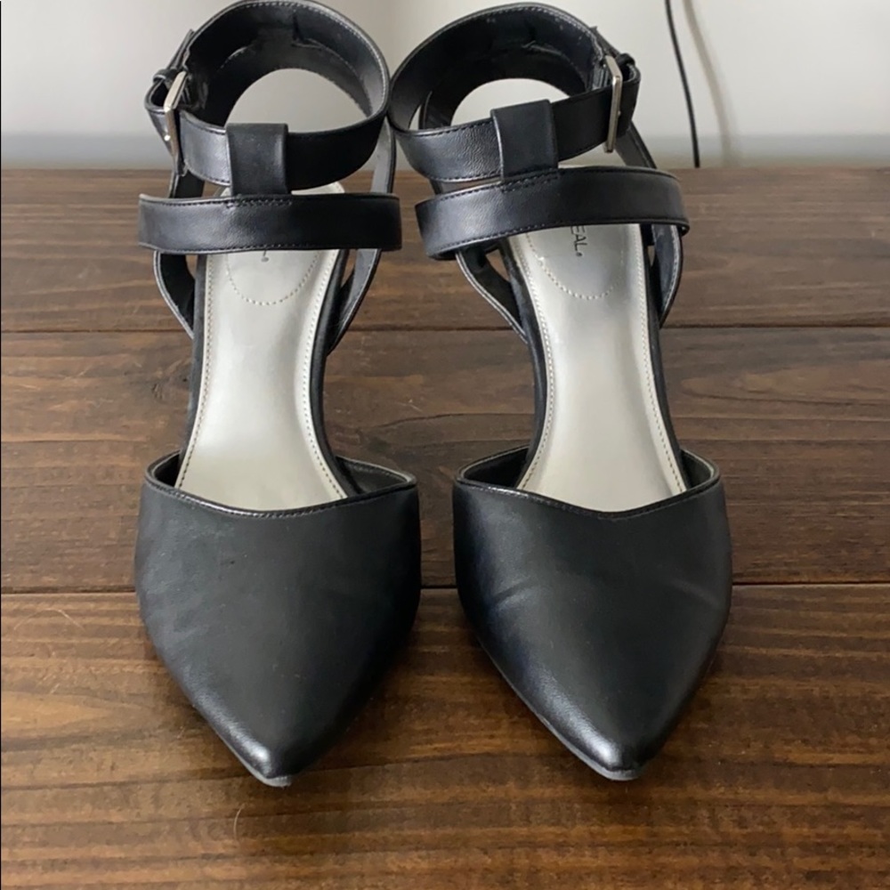 *Worn 1x* Ankle Strap Black Heels